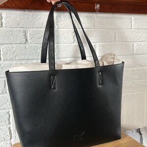 NWT Black Tote Bag with small pouch